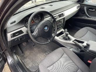 BMW 3-serie 320 picture 5