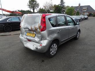 Schade scooter Nissan Note 1.4 16v 2008/3