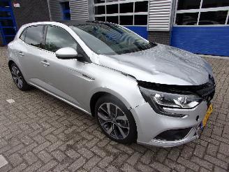 dommages scooters Renault Mégane 1.5 DCI BOSE 2016/3