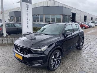 Schadeauto Volvo XC40 1.5 T4 Recharge R-Design Expression 130 pk  AUTOMAAT 2021/6