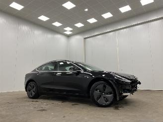 dañado ciclomotor Tesla Model 3 Standard RWD Plus Panoramadak 2019/11