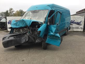 uszkodzony samochody ciężarowe Mercedes Sprinter 315 CDi KA L3H2 2018/6