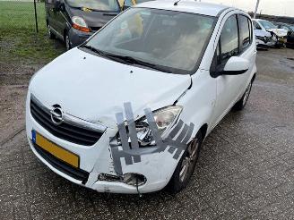 Unfall Kfz Van Opel Agila  2013/9