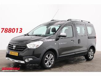 dommages fourgonnettes/vécules utilitaires Dacia Dokker 1.2 TCe Stepway Navi Airco Cruise PDC AHK 2015/6