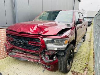 uszkodzony skutery Dodge Ram 1500 Crew Cab (DS/DJ/D2), Pick-up, 2010 5.7 Hemi V8 4x4 2019