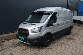 dommages machines Ford Transit Trail MHEV 2023/10