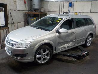 Salvage car Opel Astra Astra H SW (L35) Combi 1.8 16V (Z18XER(Euro 4)) [103kW]  (08-2005/05-2=
014) 2007/10