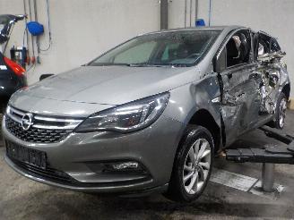 Auto onderdelen Opel Astra Astra K Hatchback 5-drs 1.6 CDTI 110 16V (B16DTE(Euro 6)) [81kW]  (06-=
2015/12-2022) 2016/10