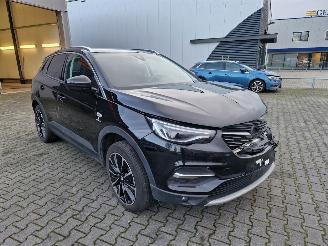 Schade bestelwagen Opel Grandland ULTIMATE 147KW  AWD  HYBRIDE AUTOMAAT 2020/10