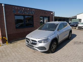 Käytetyt passenger cars Mercedes GLA 250 2021/3