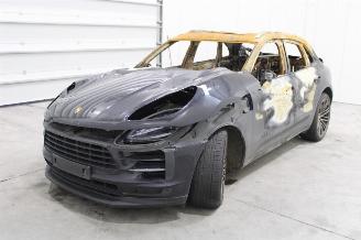 Unfall Kfz Van Porsche Macan  2019/7