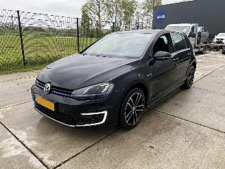 damaged campers Volkswagen Golf 1.4 TSI GTE AUTOMAAT-LED-NAVI-PDC 2016/3