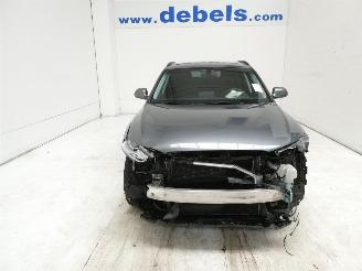 uszkodzony samochody ciężarowe Audi Q3 2.0 D 2016/8