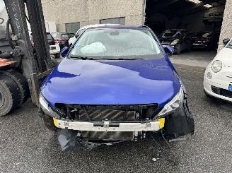 dommages camions /poids lourds Peugeot 308  2018/6