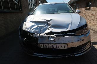 Volkswagen Golf Variant 1.0 eTSI Life picture 2