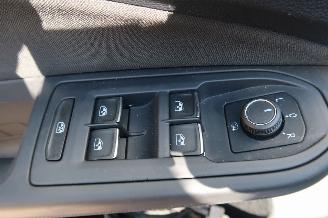 Volkswagen Golf Variant 1.0 eTSI Life picture 30