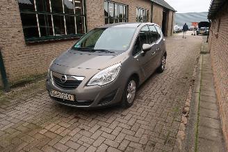 Voiture accidenté Opel Meriva 1.4 Selection 2010/10