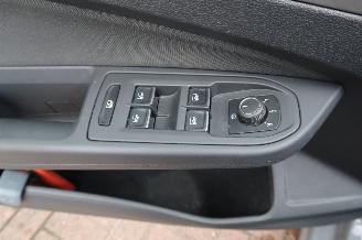 Volkswagen Golf Volkswagen Golf 1.0 TSI Life picture 11
