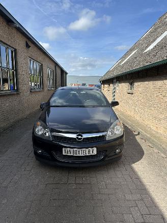 Opel Astra TWIN TOP picture 2
