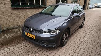 Unfallwagen Volkswagen Polo Volkswagen Polo 1.0 TSI Life 2023/4