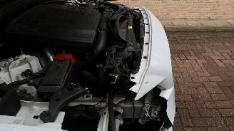 Jaguar F-Pace Jaguar F-PACE 2.0 Portfolio AWD 30t picture 37