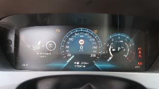 Jaguar F-Pace Jaguar F-PACE 2.0 Portfolio AWD 30t picture 8