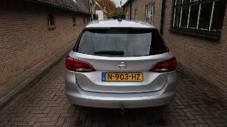 Opel Astra Opel Astra Sports Tourer 1.2 Business Edition picture 5