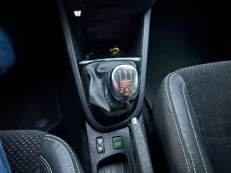 Renault Clio GERESERVEERD!!! 0.9 TCe Bose picture 21