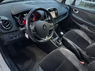 Renault Clio GERESERVEERD!!! 0.9 TCe Bose picture 13
