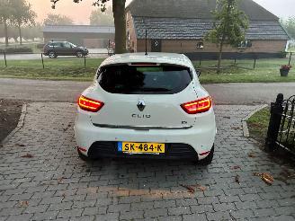 Renault Clio GERESERVEERD!!! 0.9 TCe Bose picture 8