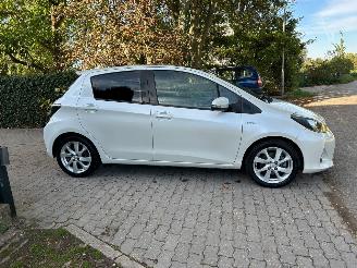 Toyota Yaris 1.5 Full Hybrid Dynamic picture 6