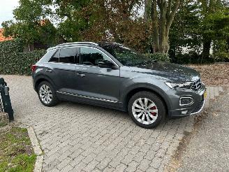Volkswagen T-Roc 1.5 TSI Sport picture 3