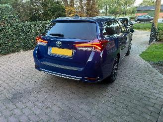 Toyota Auris Touring Sports 1.8 Hybrid Dynamic Ultimate picture 9
