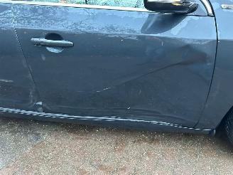 Volvo V-60 2.4 D6 AWD Plug-In Hybrid Summum picture 23