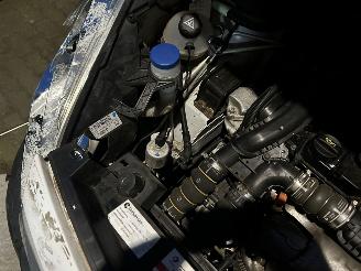 Peugeot Partner 120 1.6 BlueHDi 100 L1 Première picture 11