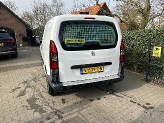 Peugeot Partner 120 1.6 BlueHDi 100 L1 Première picture 8