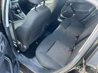 Peugeot 208 1.2 PureTech Signature picture 21