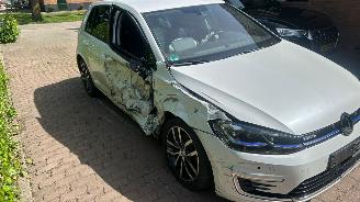 Volkswagen e-Golf E-DITION picture 4