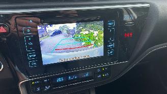 Toyota Auris 1.8 Hybrid Dynamic Ultimate picture 15