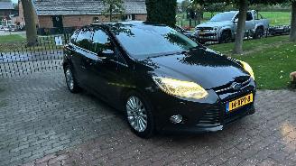 Ford Focus 1.0 EcoBoost Lease Titanium picture 18