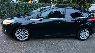 Ford Focus 1.0 EcoBoost Lease Titanium picture 3