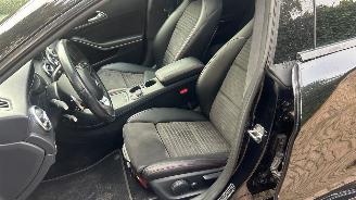 Mercedes Cla-klasse AUTOMAAT!!180 Business Solution AMG picture 10