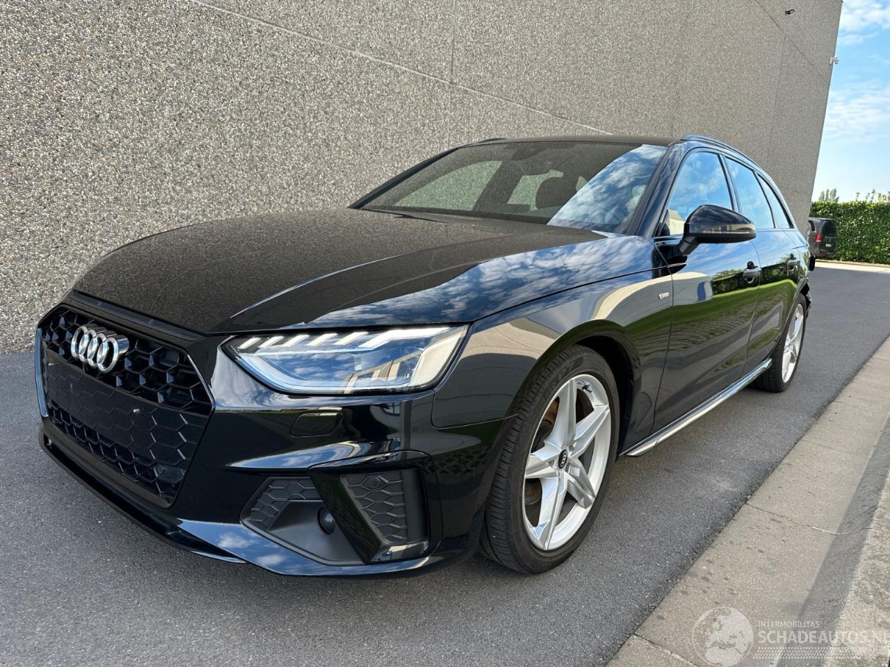Audi A4 S-LINE