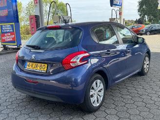 Peugeot 208 1.2 VTI   ( INRUIL VERKREGEN ) picture 3