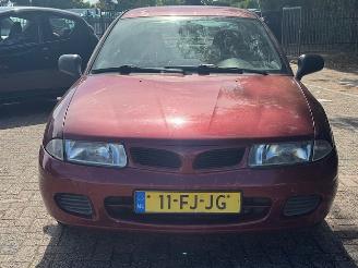 Mitsubishi Carisma 1.6 GL ROYAL CLASS ( INRUIL VERKREGEN! ) picture 7