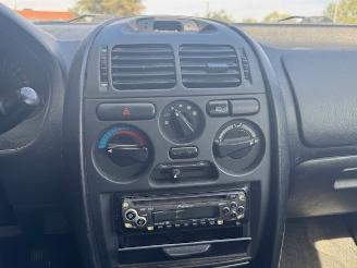 Mitsubishi Carisma 1.6 GL ROYAL CLASS ( INRUIL VERKREGEN! ) picture 10