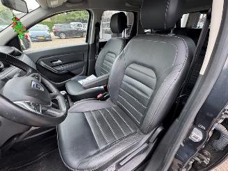 Dacia Duster 1.3 TCE PRESTIGE. NAVI | LEER | CAMERA | LICHTMETAAL ( MOTOR SLAAT NIET AAN ) picture 14