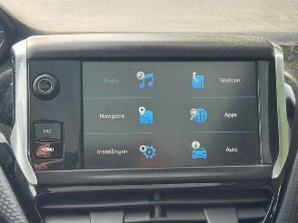Peugeot 2008 1.2 PureTech GT-Line NAVI | CAMERA | PANO | TREKHAAK. ( inruil verkregen ) picture 17