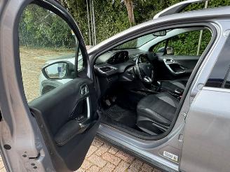 Peugeot 2008 1.2 PureTech GT-Line NAVI | CAMERA | PANO | TREKHAAK. ( inruil verkregen ) picture 9
