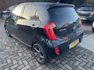 Kia Picanto  picture 3
